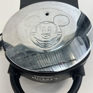 VillaWare Mickey Mouse Waffle Maker Disney Mickey's Waffler Model 5555-S1 1000W